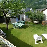 Ferienhaus La Mejeannelle Quezac (Lozere)